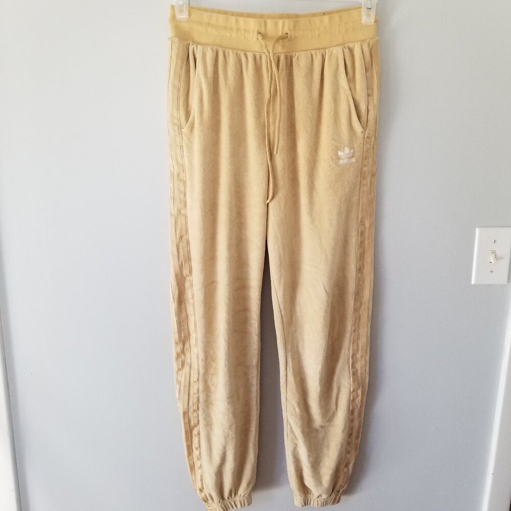 Adidas joggers S